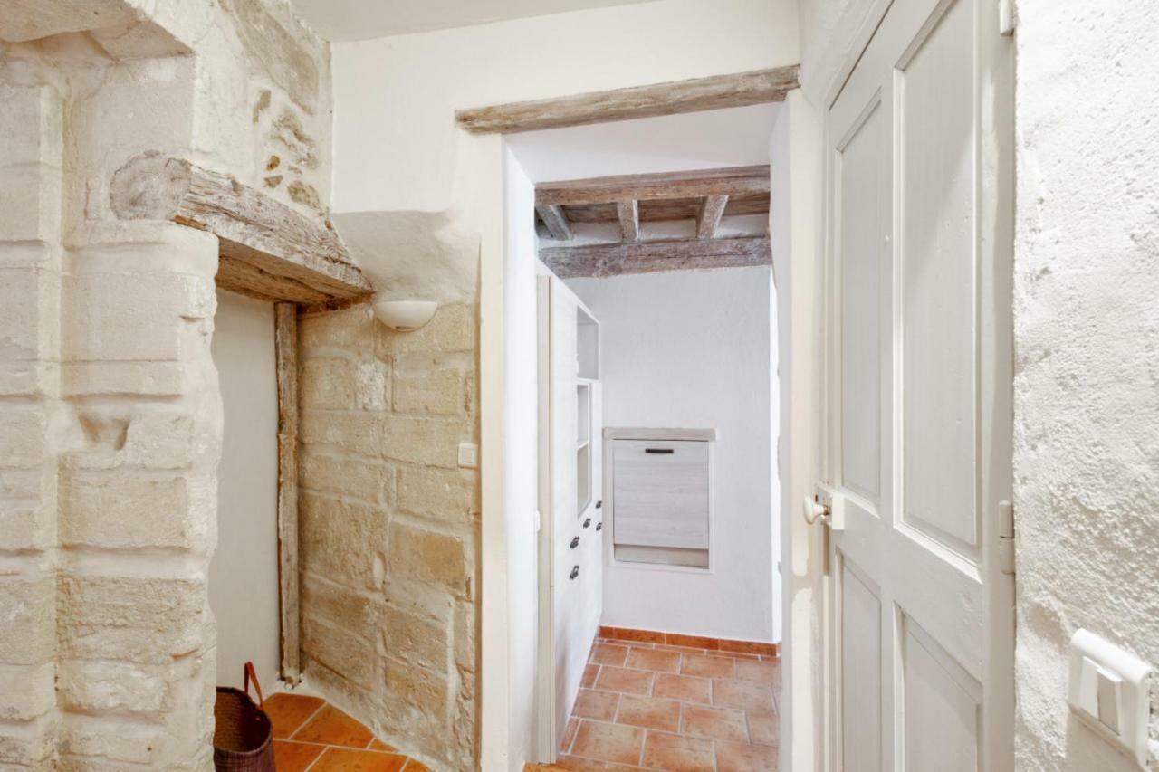 Charming Traditional Flat With Garage At The Heart Of - Welkeys Appartement Avignon
