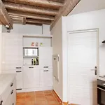 Charming Traditional Flat With Garage At The Heart Of Avignon - Welkeys